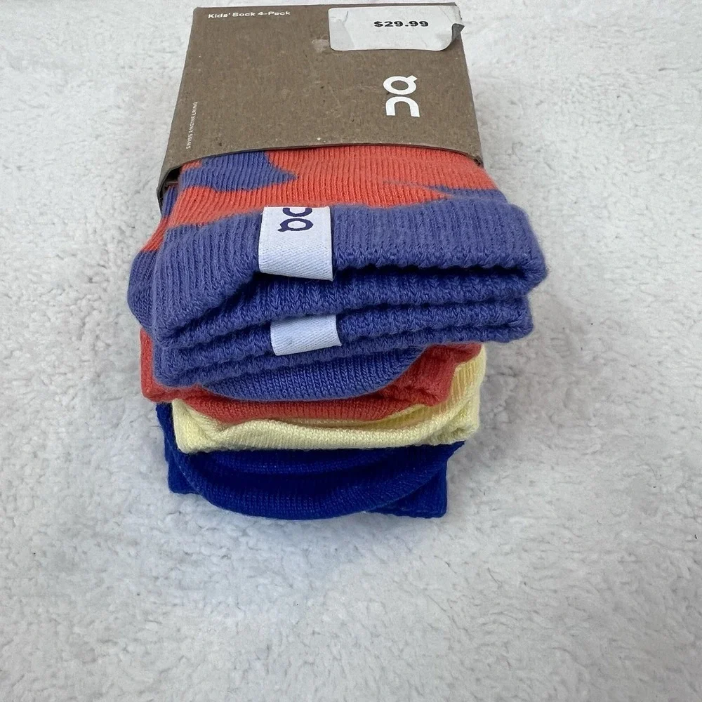 On Cloud Kids' 4 Pack Crew Socks S‎ Active Athletic Running NEW OC Multicolor